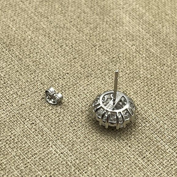 HAN 925 small sparkly stud Sterling Silver earrings - Picture 6 of 7